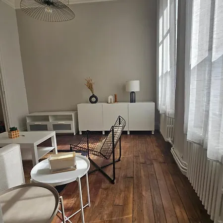 De Standing Centre Historique De