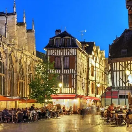 Apartament De Standing Centre Historique De Troyes